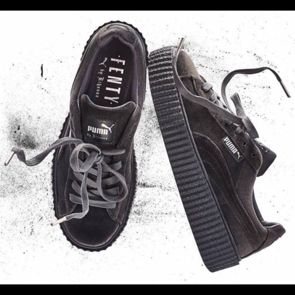 Puma gray creeper velvet 8.5 worn once... too big
